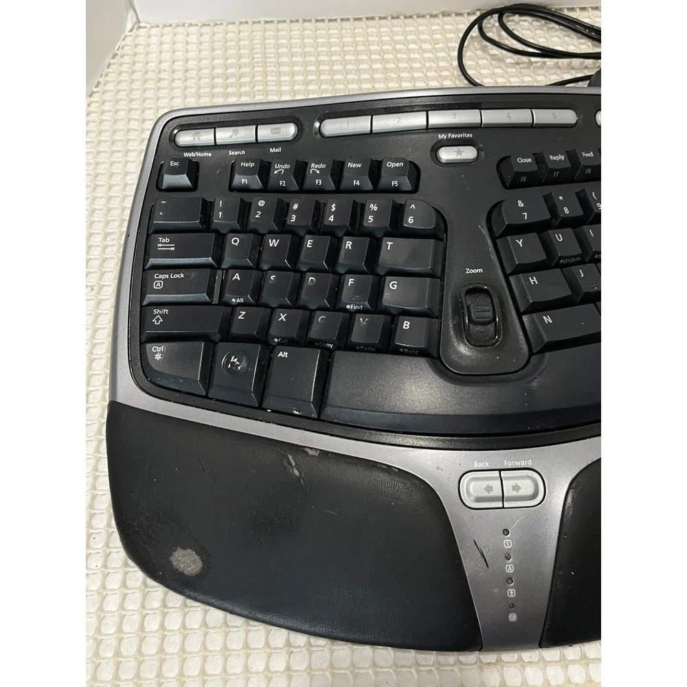 Microsoft‎ Natural Ergonomic Keyboard 4000 v1.0 Model 1048 Wired USB Black Works